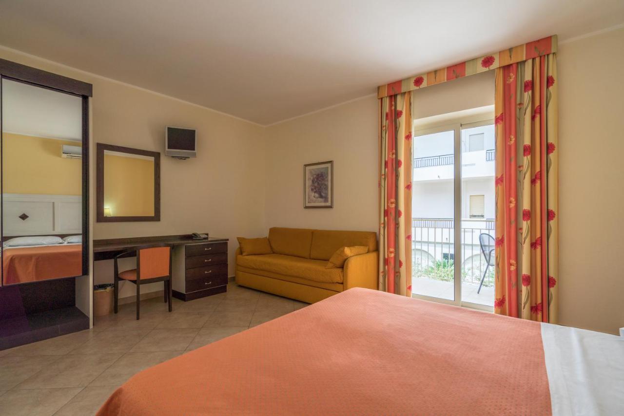 Hotel Orizzonte レトイアンニ エクステリア 写真