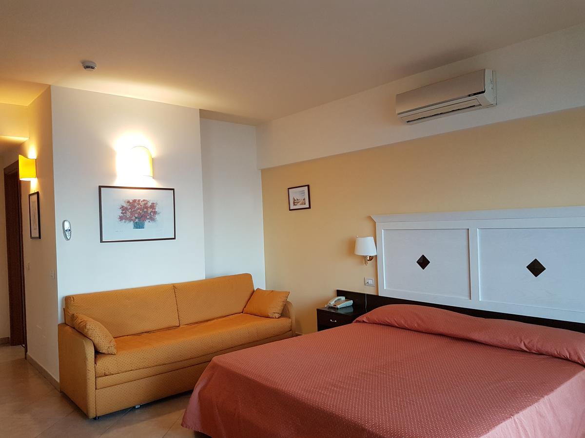 Hotel Orizzonte レトイアンニ エクステリア 写真